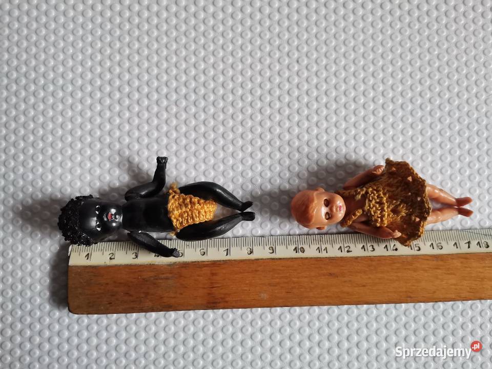 Stare plastikowe mini lalki 2 sztuki zabawki PRL