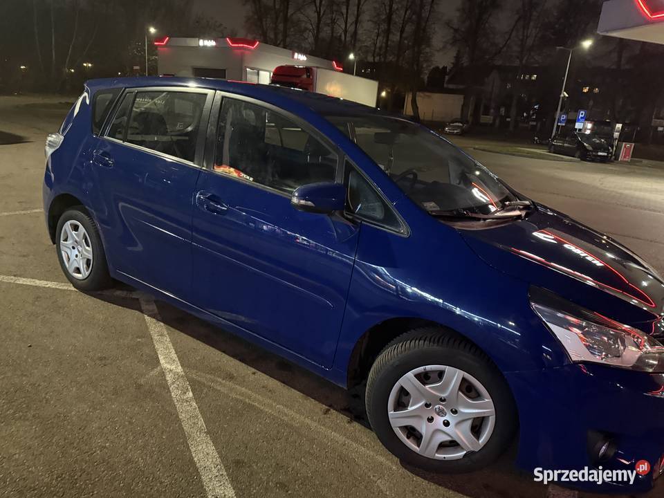 Toyota Verso 16 Warszawa