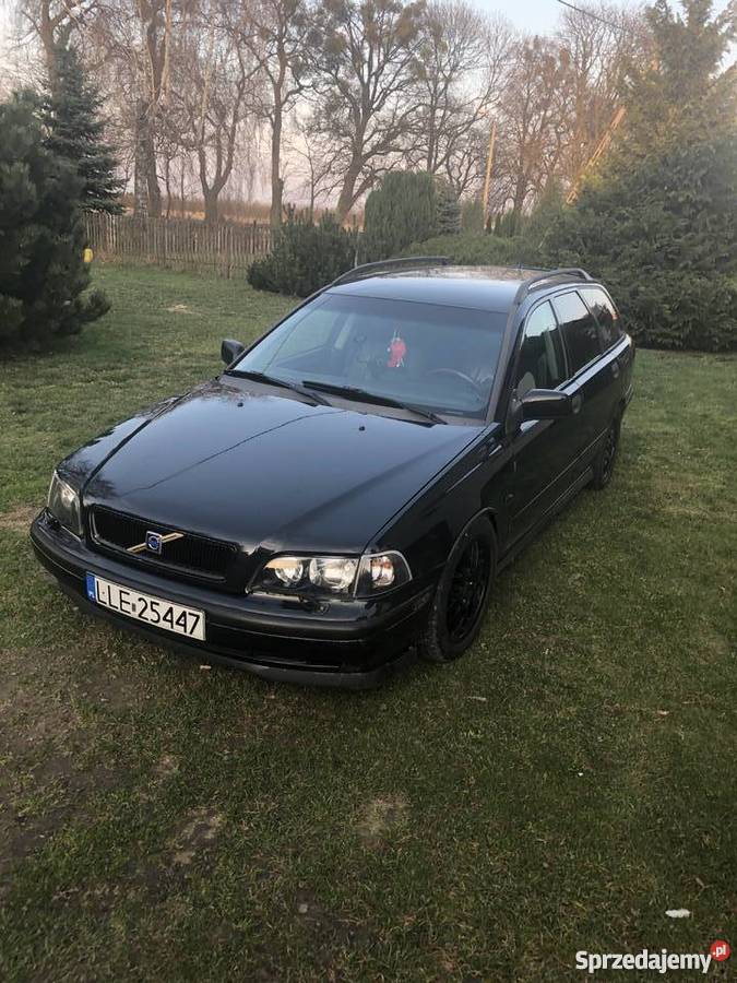 VOLVO V40 T4 Łęczna