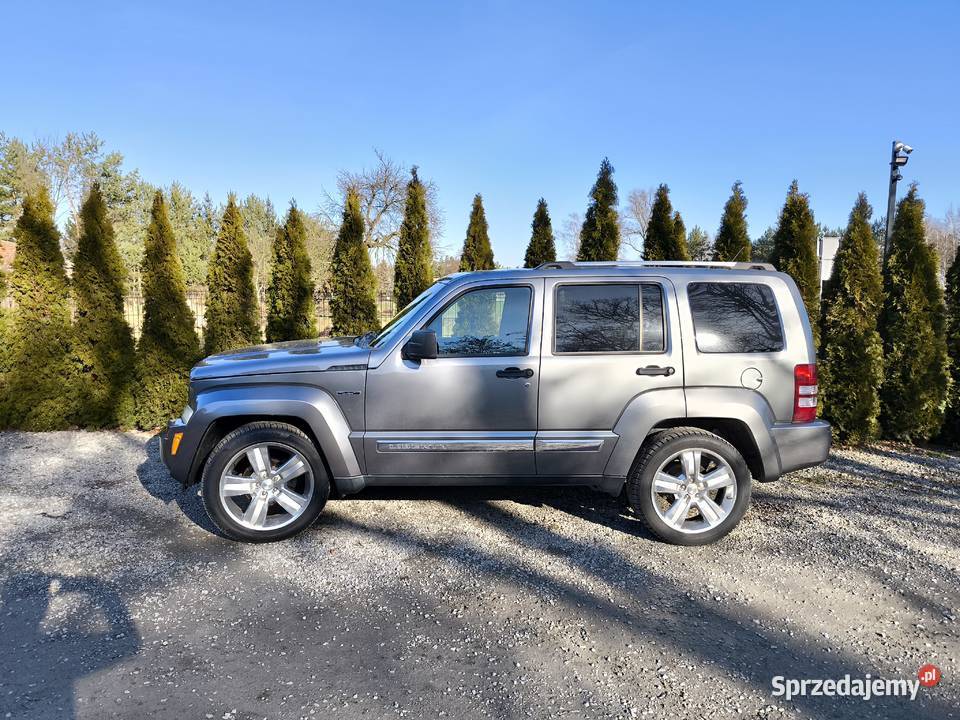 Jeep liberty ładny stan Nowy gaz klimatyzacja Lubartów