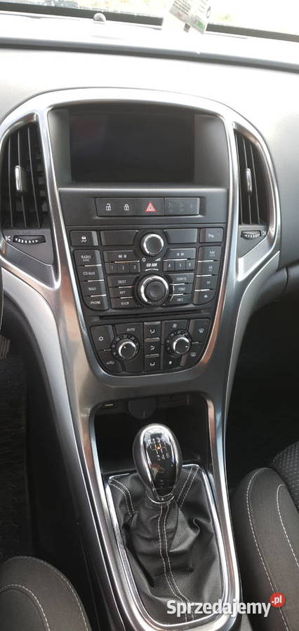 Sprzedam Opel Astra J 14 turbo 140 elektryczne szyby Samochody osobowe Hanusek