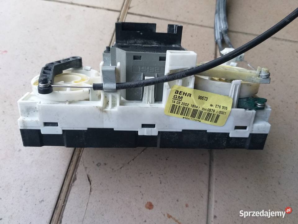 Panel nawiewu Opel Astra G osobowe