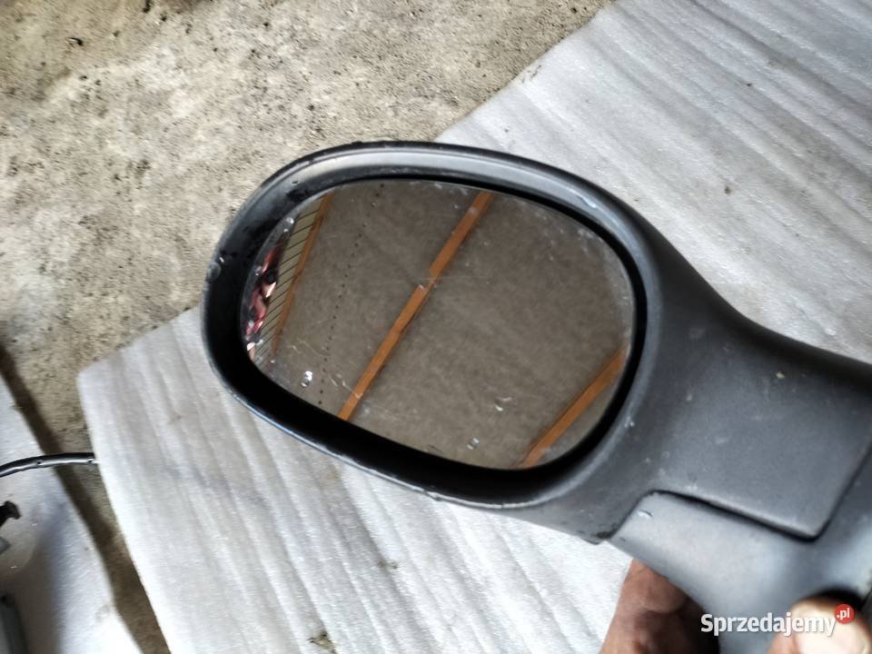 LUSTERKO LEWE LAGUNA 1 osobowe Kamień-Kolonia sprzedam