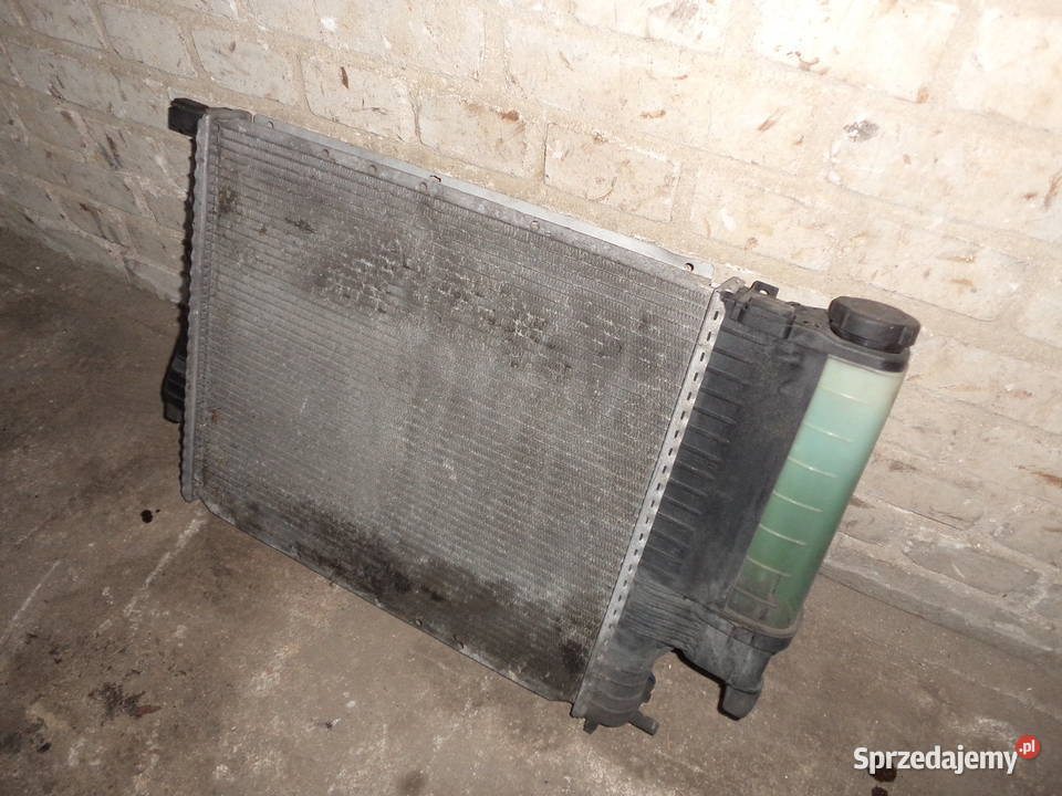 Chłodnica wody płynu chłodzącego BMW E39 23i 20 Wieluń