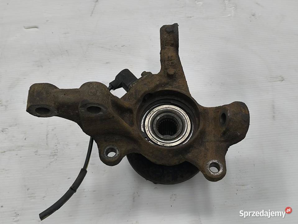 ZWROTNICA PRAWY PRZÓD TOYOTA AVENSIS II T25 18