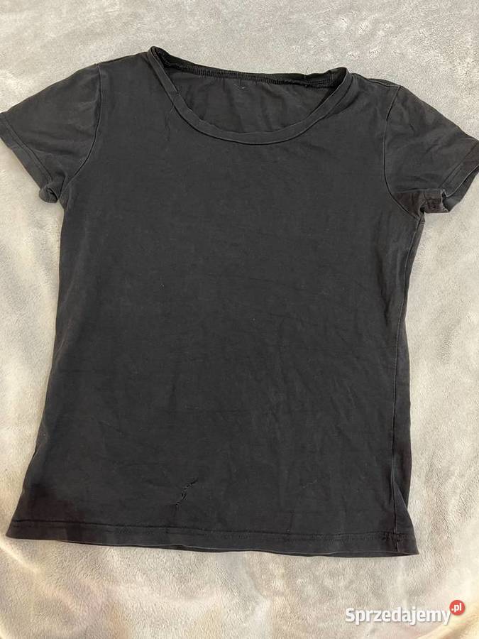 Czarny Tshirt czarna koszulka bluzka z krótkim czarny podkarpackie Jasło