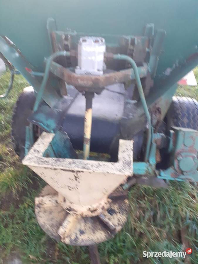Rozsiewacz piast wapna i nawozu rcw 1 rcw 3 nieuszkodzony wielkopolskie Konin sprzedam