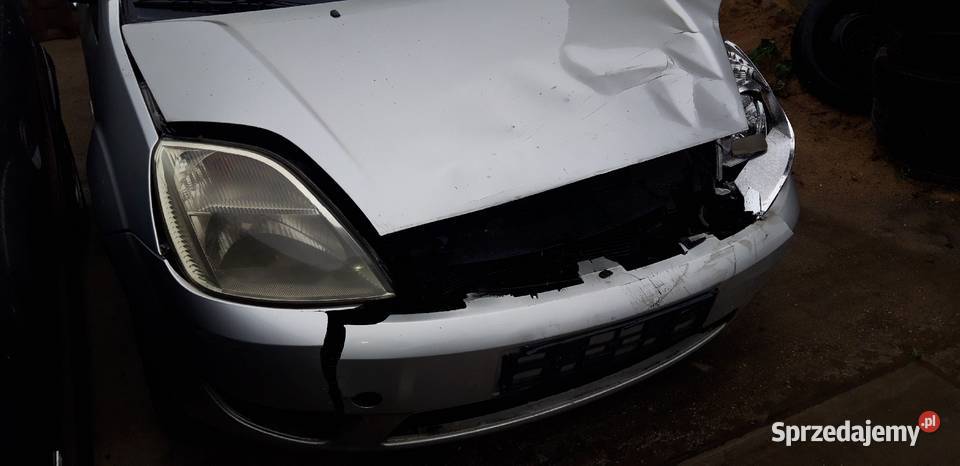 Sprzedam ford fiesta 14b 2004r uszkodzoną benzyna Włocławek