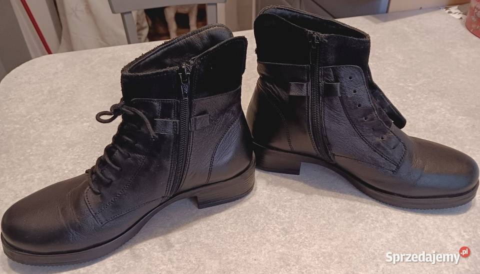 Botki skórzane Esmara