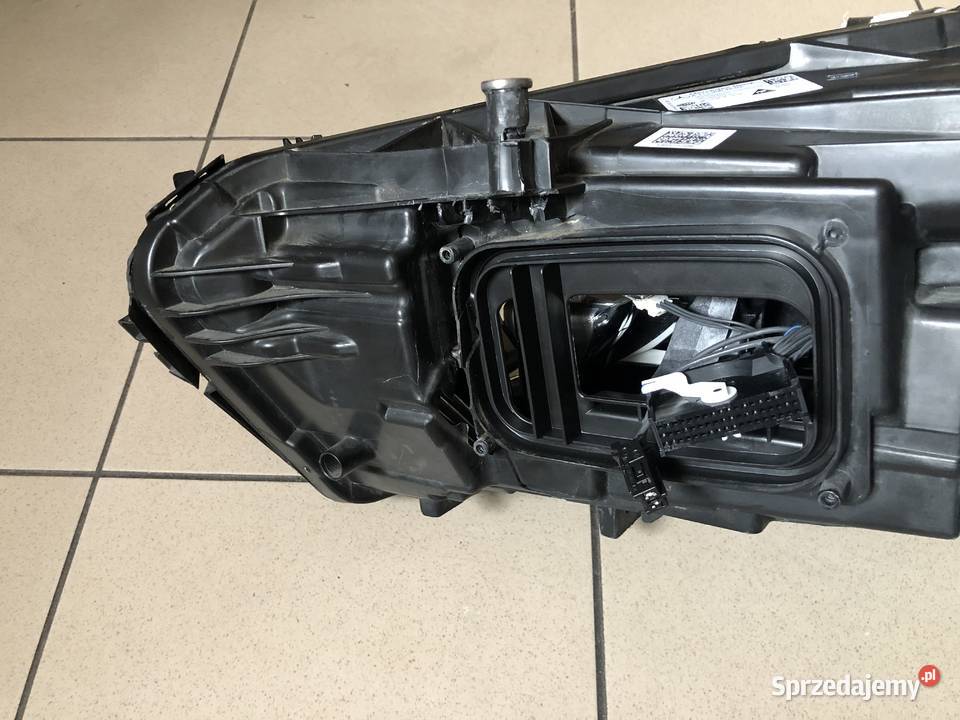 Reflektor lampa prawa mercedes aklasa w177 full Rok produkcji 2019 Racibórz