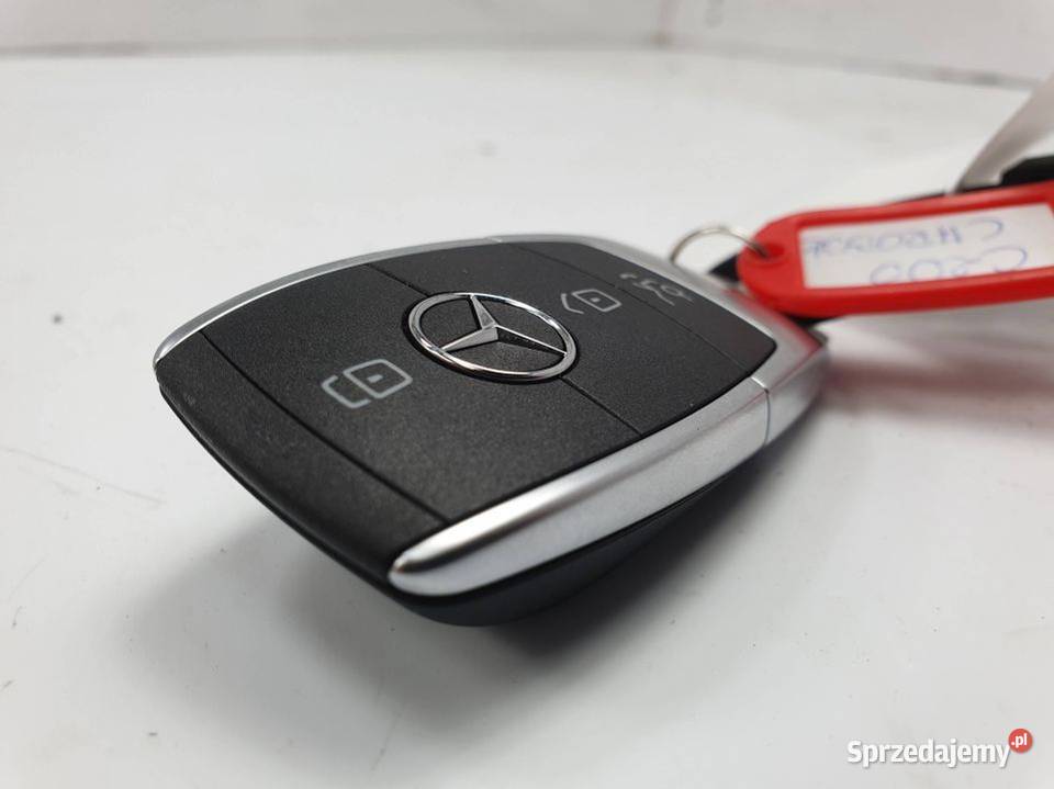 KLUCZYK MERCEDES C W205 4MATIC Pozostałe kujawsko-pomorskie Lipno