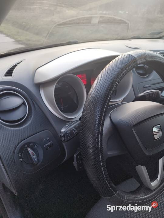 Sprzedam Seat Ibiza CD