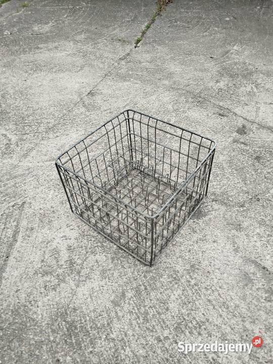 Skrzynia z drutu na butelki z PRL Opole