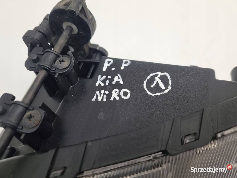 Kia Niro HALOGEN PRAWY PRZEDNI PRZÓD pasażera osobowe Rudka