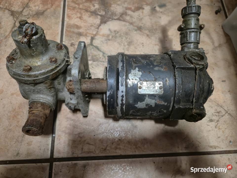 Stara pompa hydrauliczna Dąbrowa Górnicza