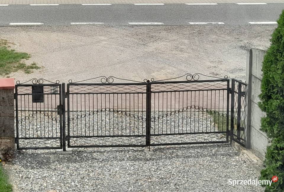 Solidna brama wjazdowa z furtką sprzedam