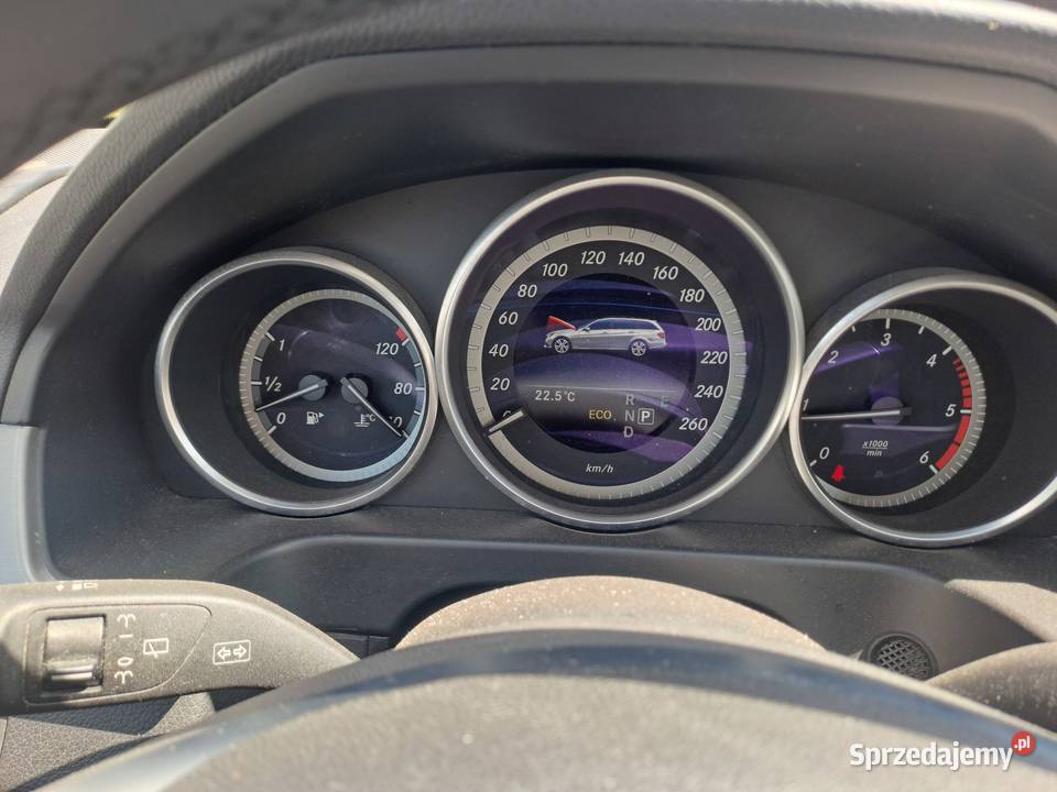 Mercedes E220 Bluetec T Model 9Gtronic ESP Wronki