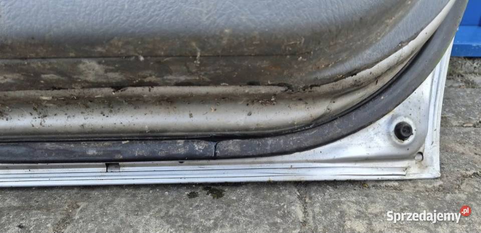 DRZWI TYŁ PRAWY TYLNE PRAWE HONDA CRV I CRV 1 świętokrzyskie Działoszyce sprzedam