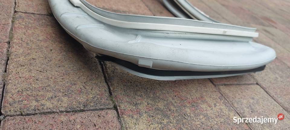 kołnierz fartuch z opaskami