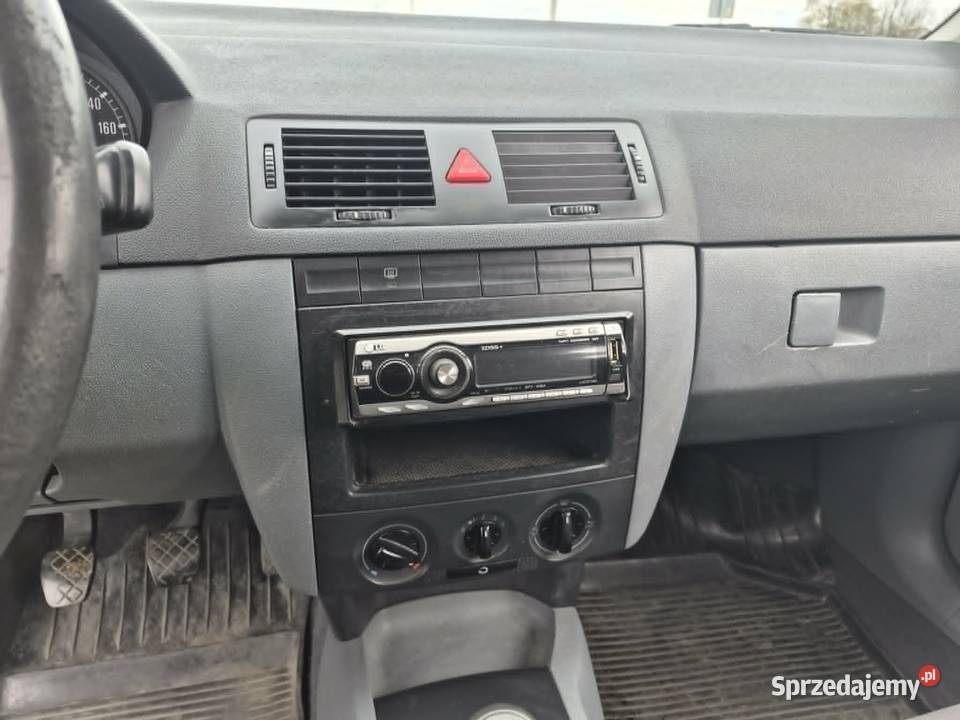 FABIA ładna z opłatami 2001r Grajewo sprzedam