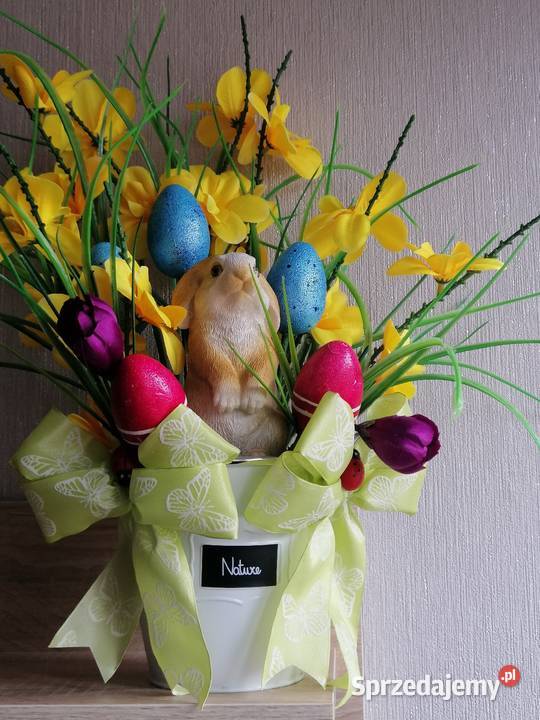 Oryginalna dekoracja świąteczna z zajączkiem w Katowice