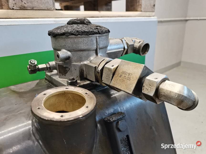 Zbiornik oleju hydraulicznego Holland W60 Wilkowo