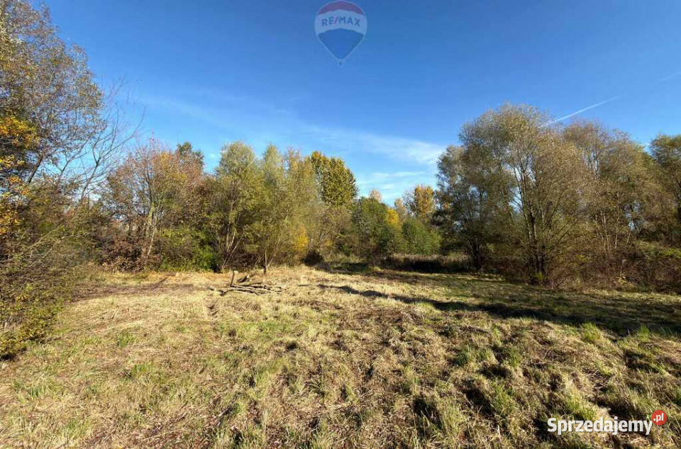 Słomniki działka budowlana z mediami 1977 ar 43m