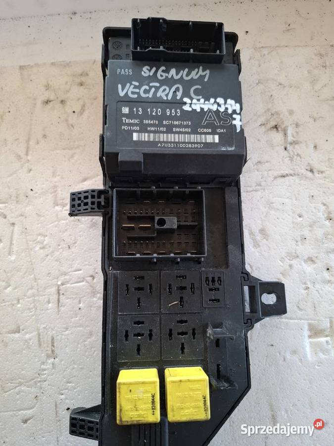 OPEL VECTRA C SIGNUM skrzynka bezpieczników Kielce