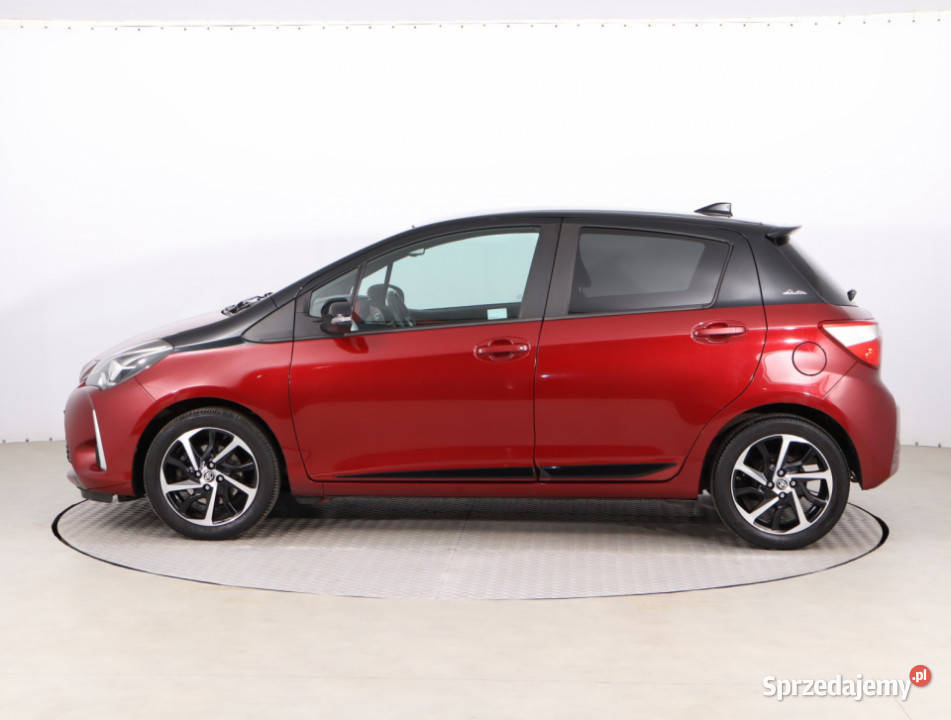 Toyota Yaris 15 Dual VVTi asystent pasa ruchu Piaseczno sprzedam