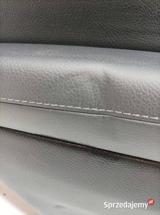 TAPICERKA BOCZEK LEWY TYŁ SEDAN 2137300500