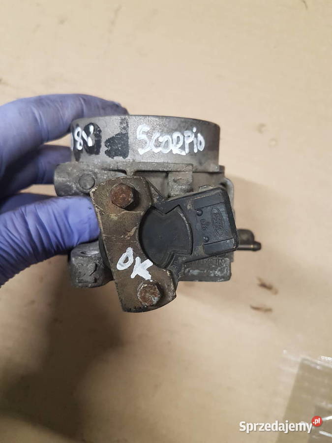 FORD SIERRA SCORPIO 20 16V PRZEPUSTNICA Rok produkcji 1990 Turek