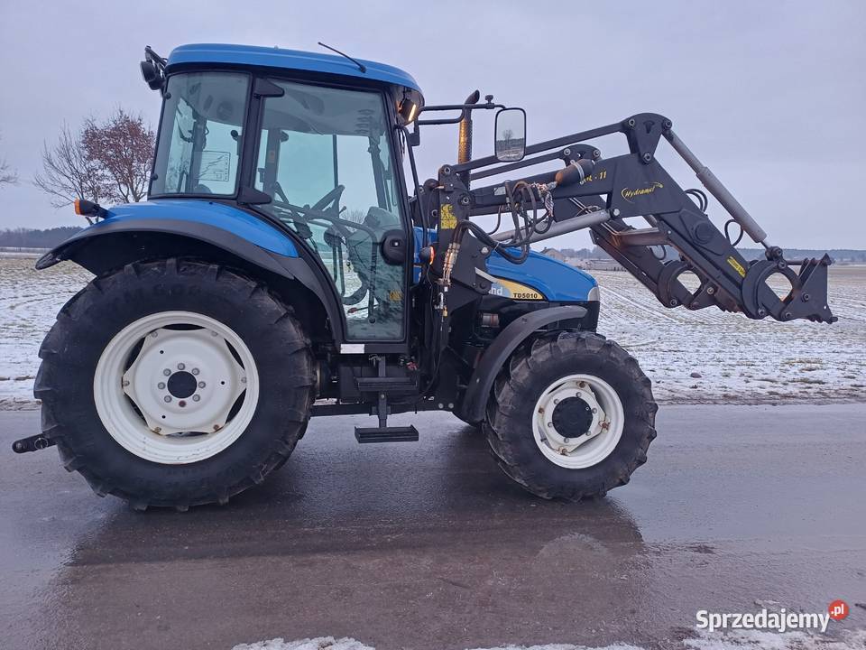 holland TD5010 z ładowaczem salon super stan New Holland Wągrowiec