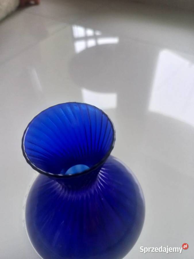 Wazon kobaltowy Aseda Glass Toruń