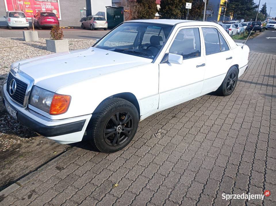 Suuper Mercedes w124 230e biały