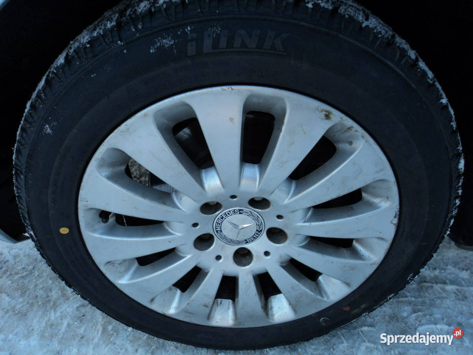 Mercedes C 180 sprzedam ładnego mercedesa C lakier metallic