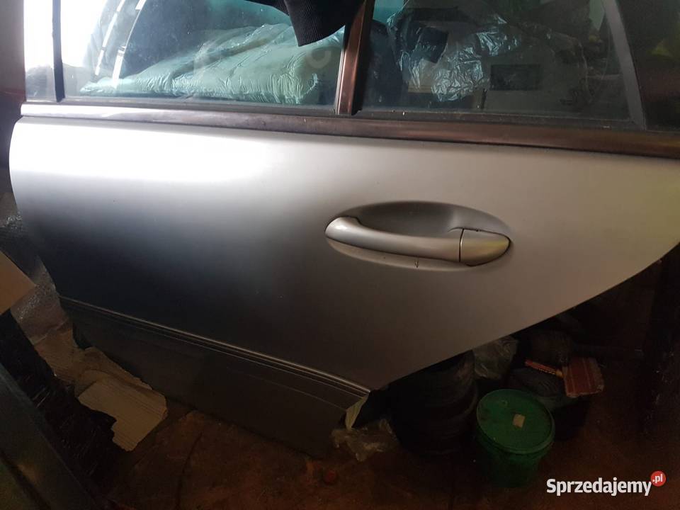 Drzwi mercedes kombi tył Nisko sprzedam