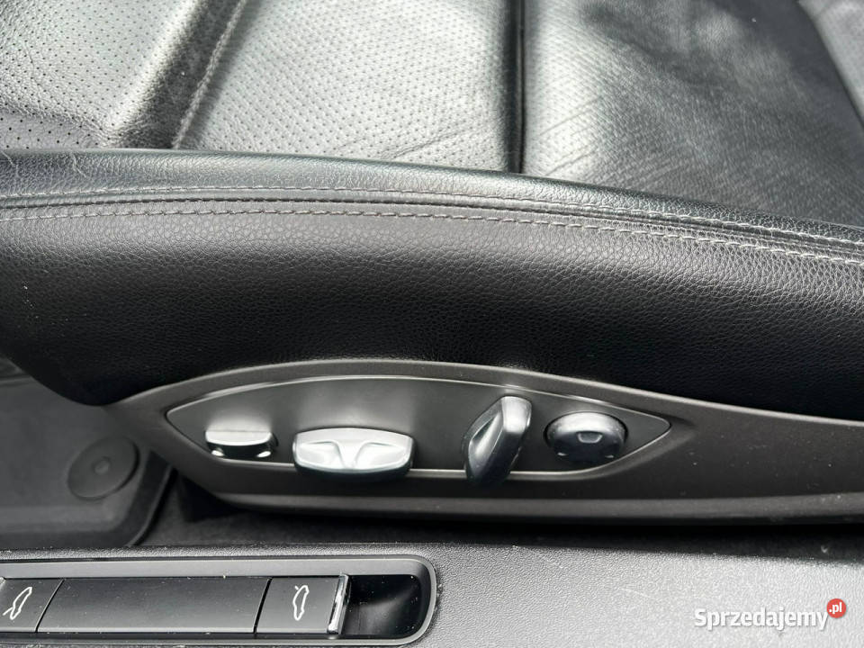 Porsche 911 Carrera 34 350 PDK Zarejestrowana gniazdo USB