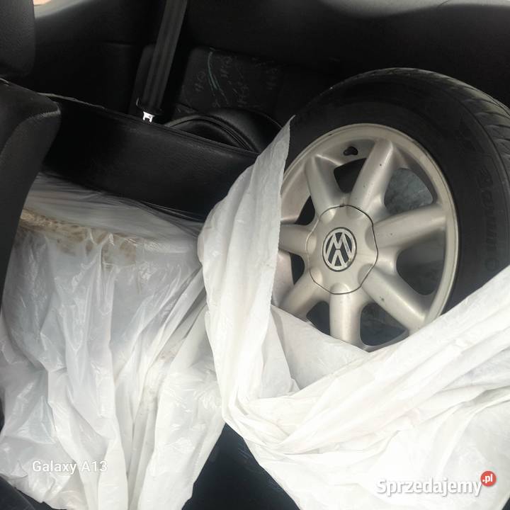 Volkswagen golf cabrio 18 benzyna 1994 1800cm3 dolnośląskie Kamienna Góra