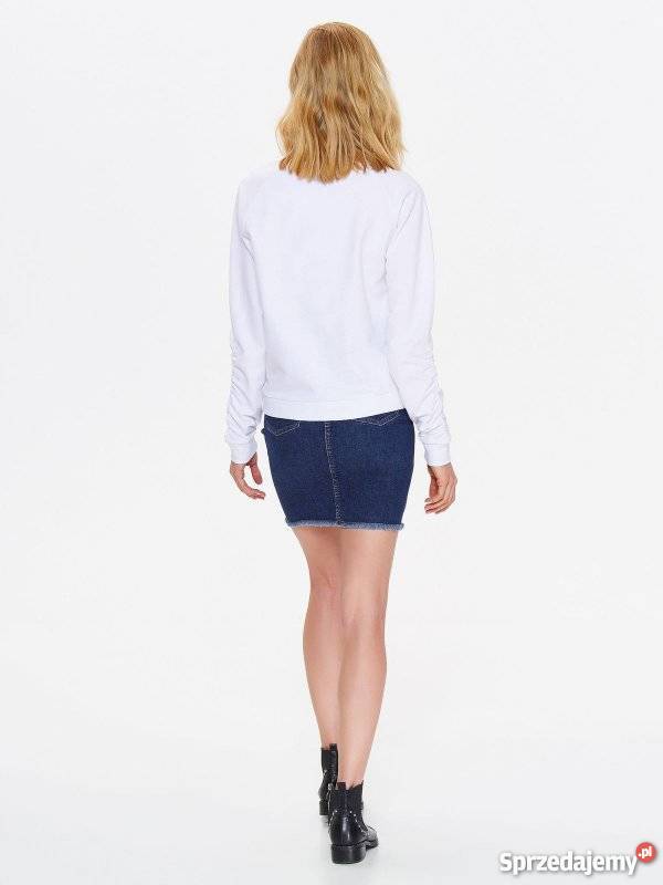biała bluza Top Secret