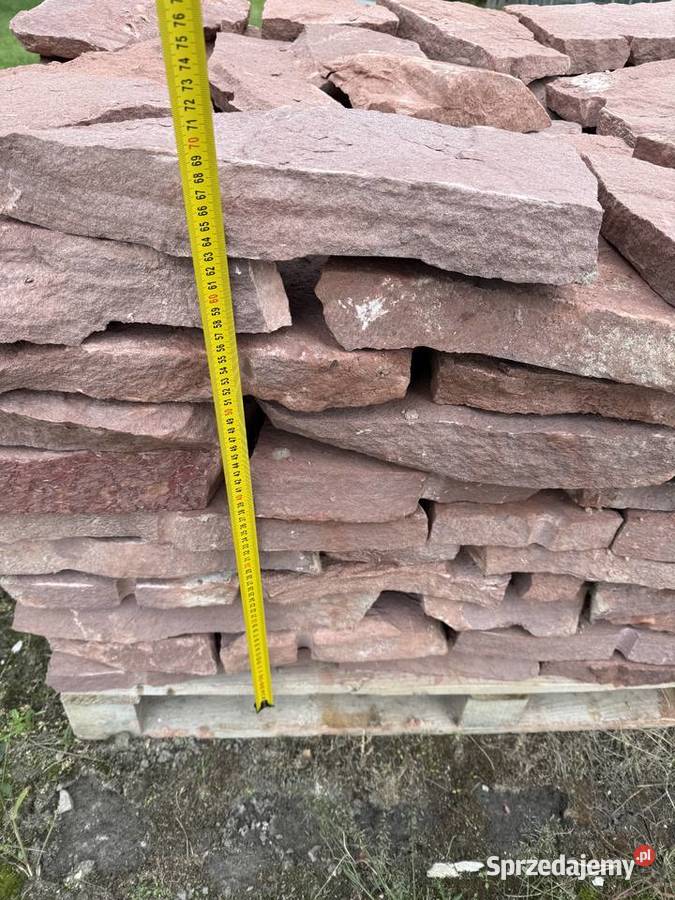 Piaskowiec czerwony murek grilla ścieżkę w