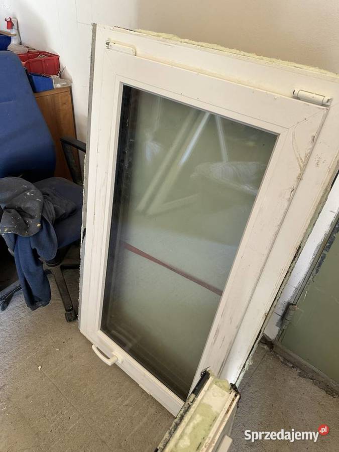 Okna z żaluzjami i parapetami antracyt Nowy Targ