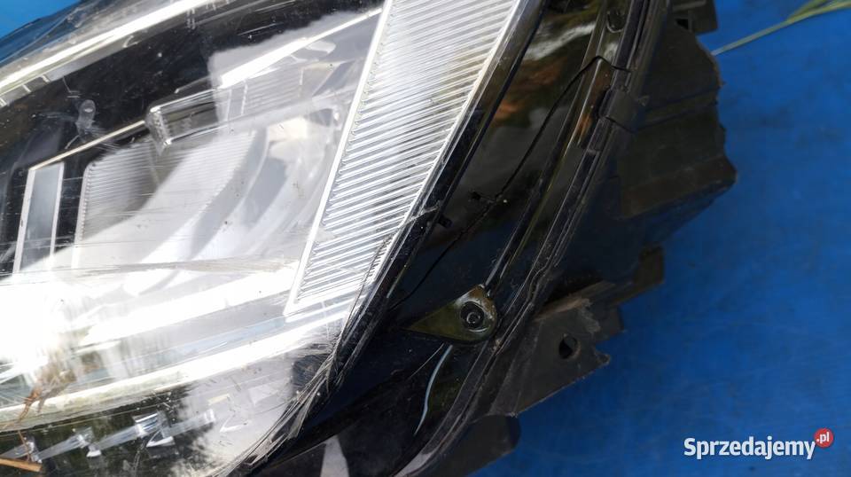 LAMPA REFLEKTOR LEWY PRZÓD EU FULL LED VW TIGUAN osobowe wielkopolskie sprzedam