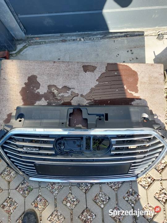 AUDI A3 8V4 LIFT ETRON GRILL ATRAPA 8V4853651A osobowe Wejherowo