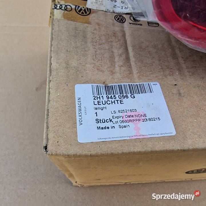 VW AMAROK LAMPA TYLNA TYŁ PRAWA NOWA ORYGINAŁ lubuskie Bieleń