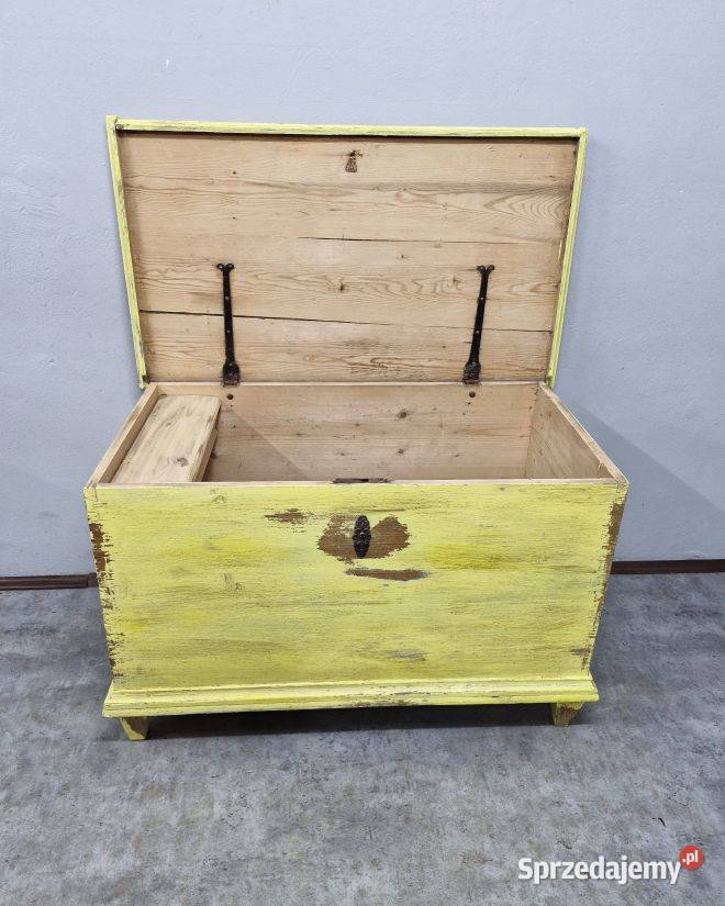 Drewniany Kufer Skrzynia Vintage AntykiMarki sprzedam