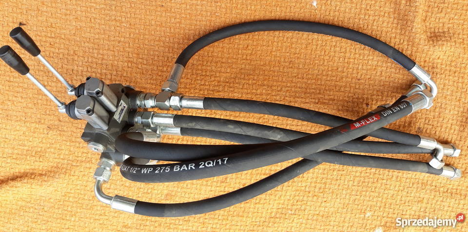 Rozdzielacz 2 sekcyjny URSUS MF Piotrków Trybunalski