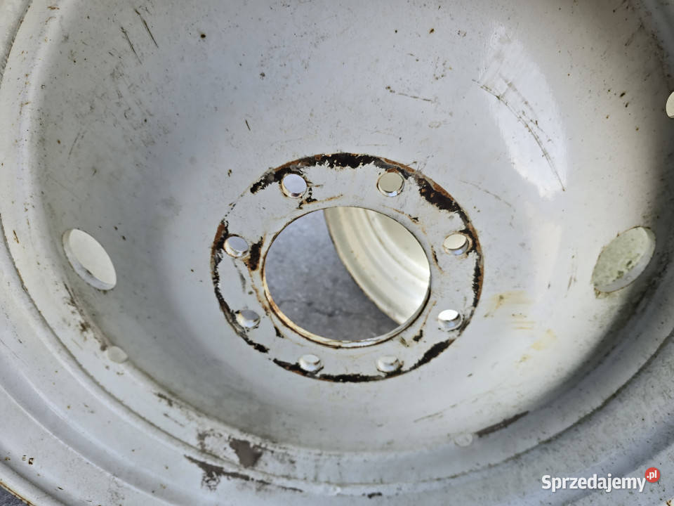 Felgi 2 sztuki RENAULT MASSEY FERGUSON MF 765 Baliki