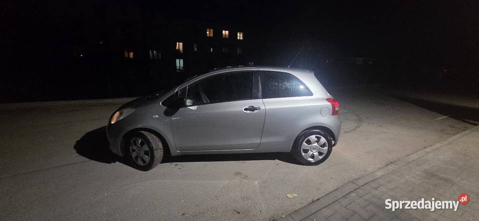 Toyota Yaris 10 2007r 123000km Przemyśl