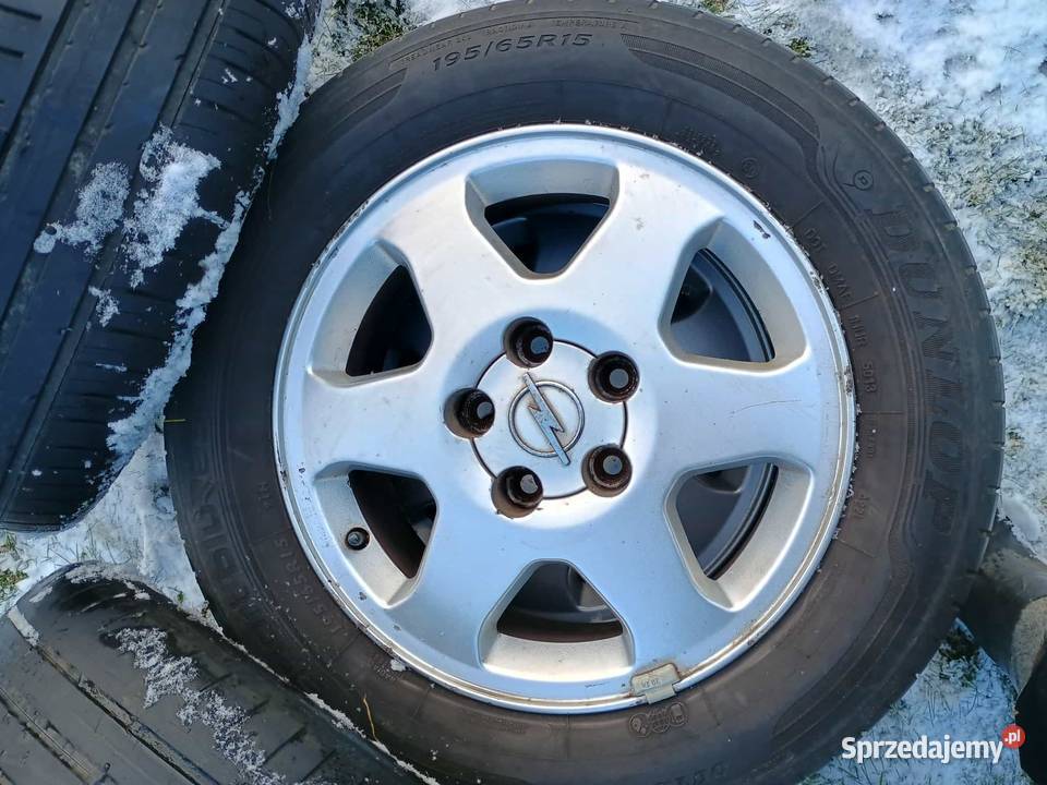 Komplet 4 Kół Letnich Felgi Aluminiowe Opony Sarbinowo