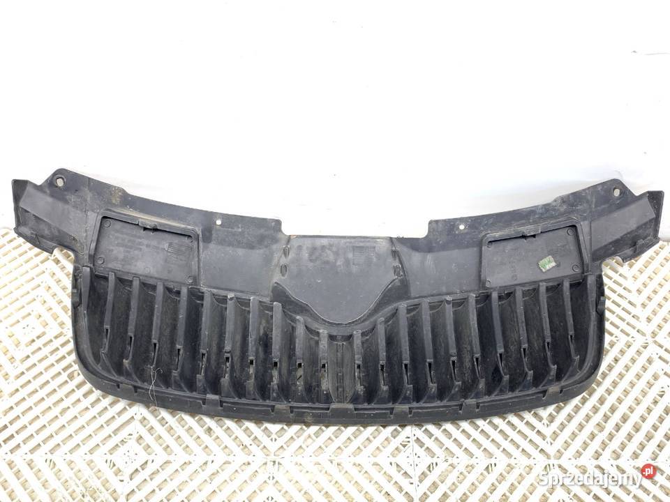 ATRAPA GRILL SKODA ROOMSTER 0715 5J0853668 osobowe